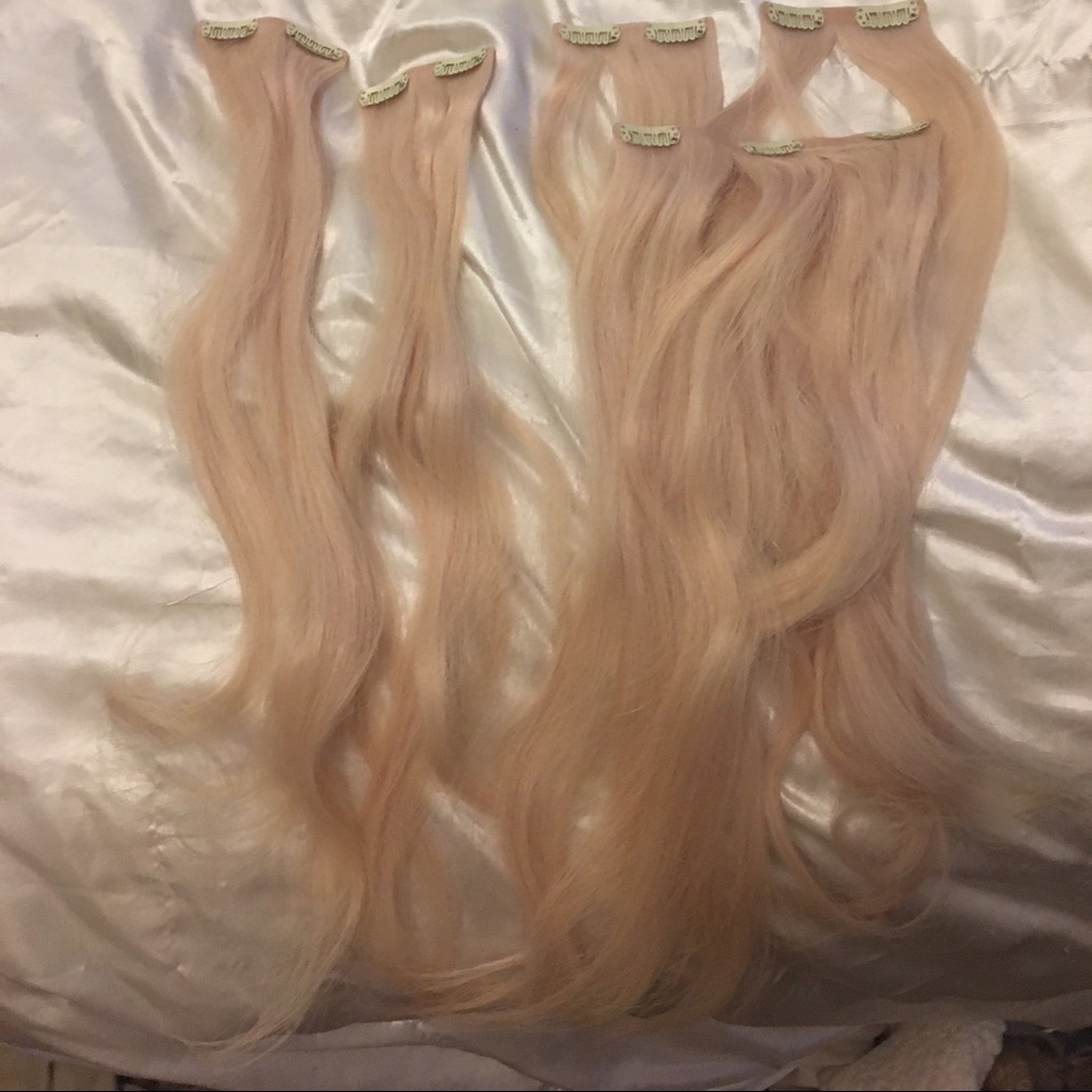 Glam seamless 22 inch clip in extensions